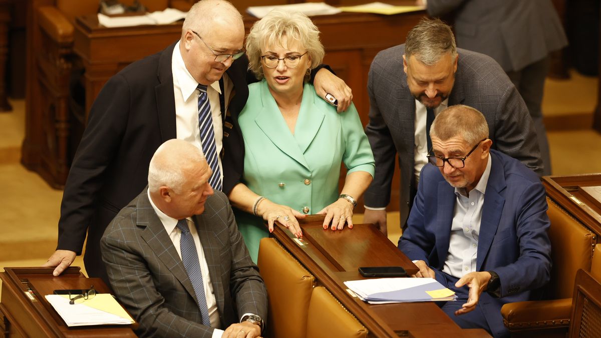 ANO nebude chtít po Balaštíkové, aby se hned vzdala poslaneckého mandátu