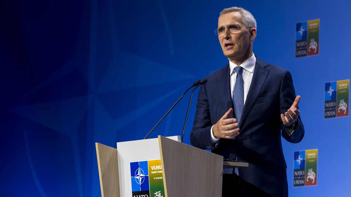 Druhý den summitu NATO: Ukrajina vyhlíží jasné prohlášení o jejím členství