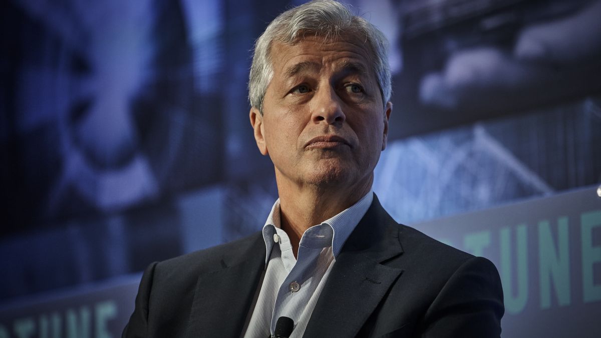 Šéf JPMorgan prodá milion akcií své banky. Poprvé za 18 let svého šéfování