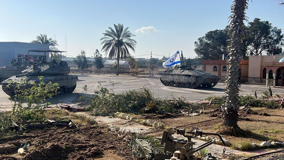Egypt pozastavil humanitární pomoc pro Gazu, píší v Izraeli
