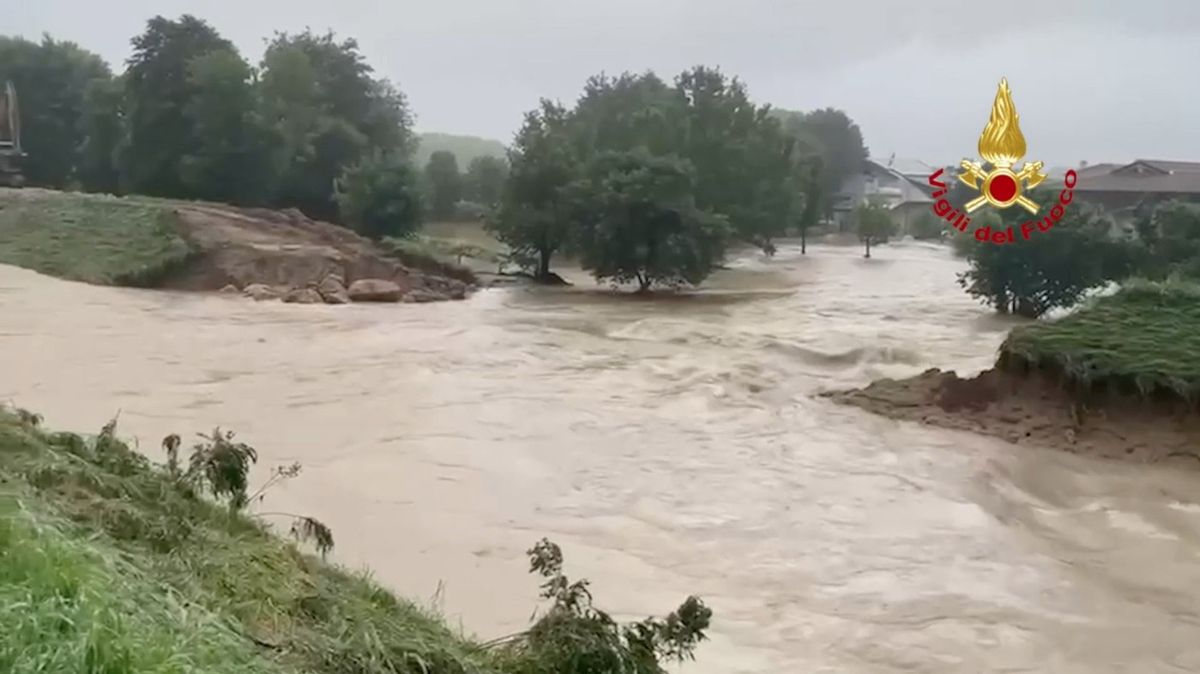 Severní Itálii po silných deštích zasáhly rozsáhlé záplavy