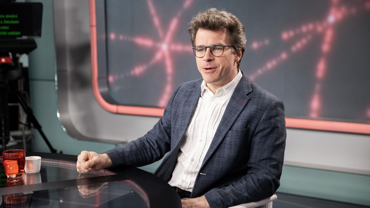 V Česku je pořád poptávka po autoritářích, srovnává dirigentská superstar