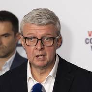 ANO je připraveno začít po vítězství ve volbách ve Středočeském kraji vyjednávat s koalicí Spolu či s jejími jednotlivými stranami o vytvoření krajské vlády, řekl první místopředseda hnutí Karel Havlíček. 