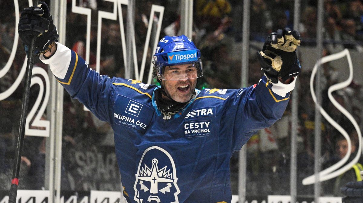 Jardo, pojď si to ťuknout do Schalkeru. Jágr kývl a udělal v zápase 11 bodů