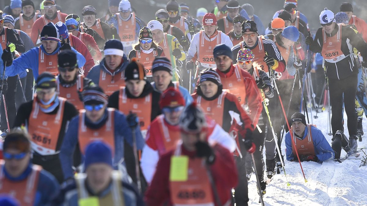 Tisíce lyžařů zůstanou doma. Vláda odmítla výjimku pro Jizerskou padesátku