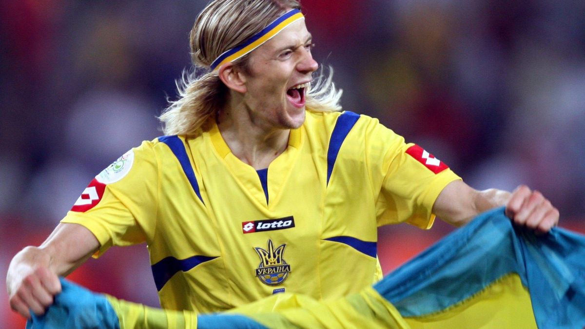 Anmerkungen: Der legendäre ukrainische Fußballer Tymoshuk ist zu einem Ausgestoßenen geworden
