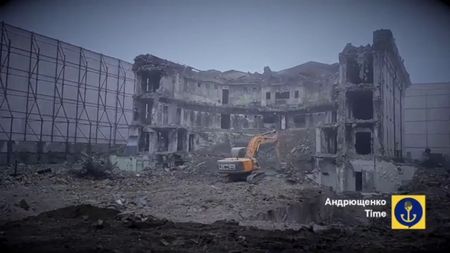Mariupol se stal inscenací ruské propagandy
