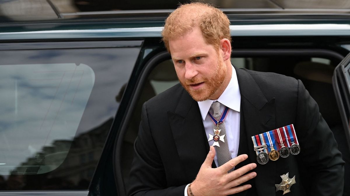 Odškodnění za odposlechy: Princ Harry se dohodl s mediálním domem MGN