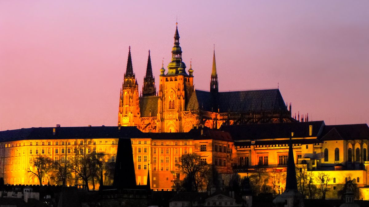 Cash Only: Co způsobuje odpor k modernizaci českého státu