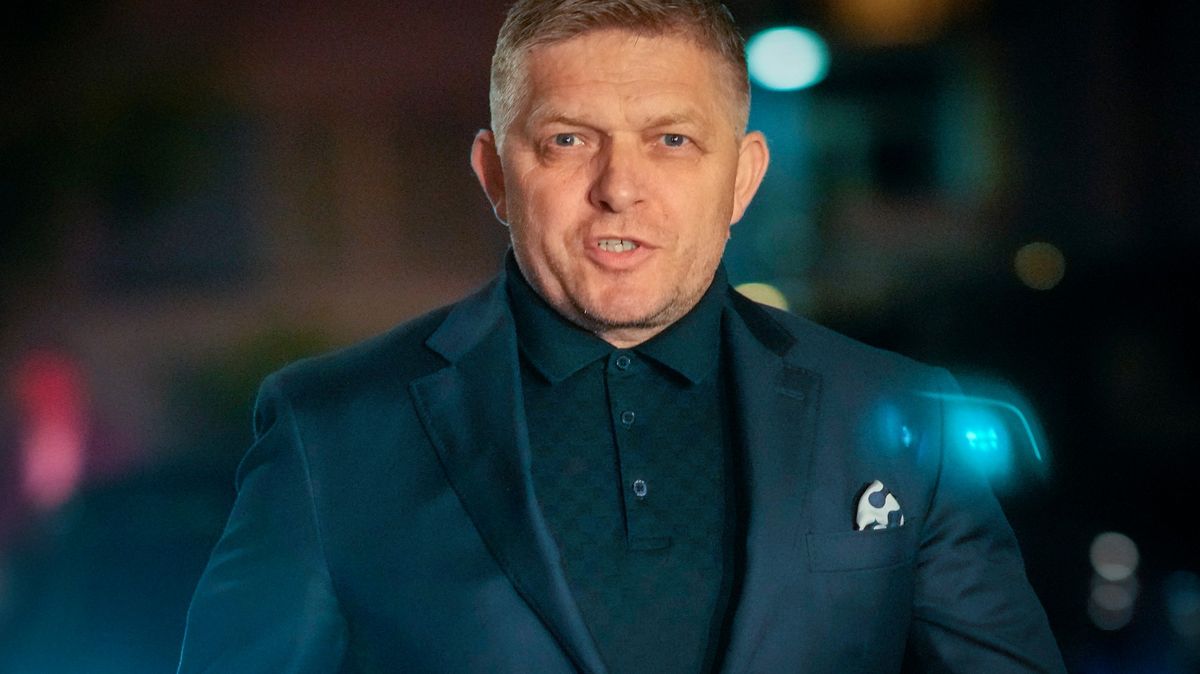 Komentář: Jestli to Fico zkusí jako Orbán, Slovensko pukne