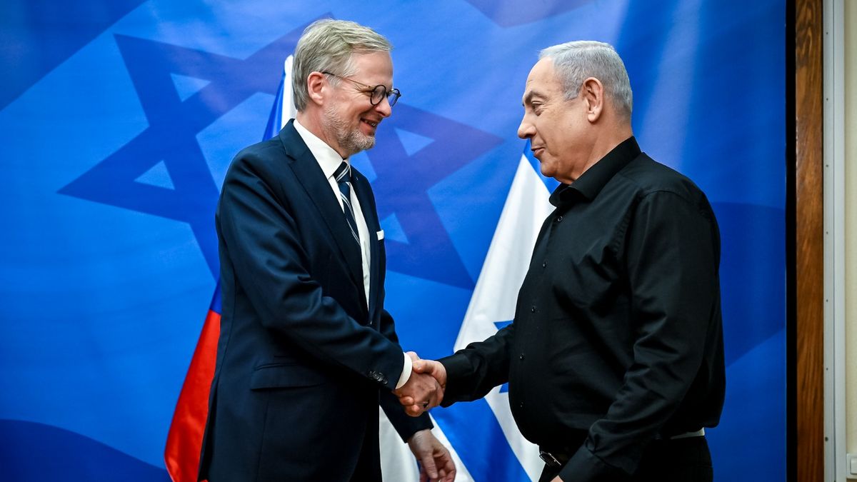 Fiala hovořil s Netanjahuem o návrhu vydat zatykač na členy izraelské vlády