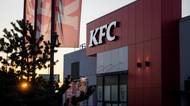 KFC dnes na dvě hodiny zavře. Kvůli potížím s kvalitou masa mění systém