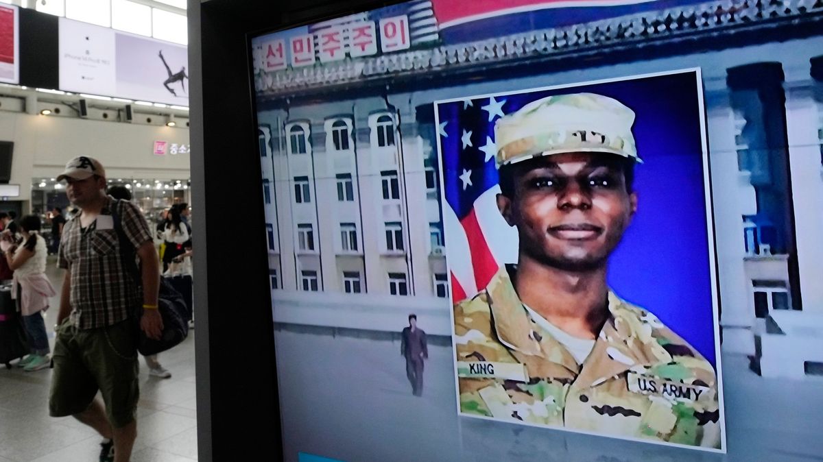 Americký voják, který utekl do Severní Koreje, už je v USA