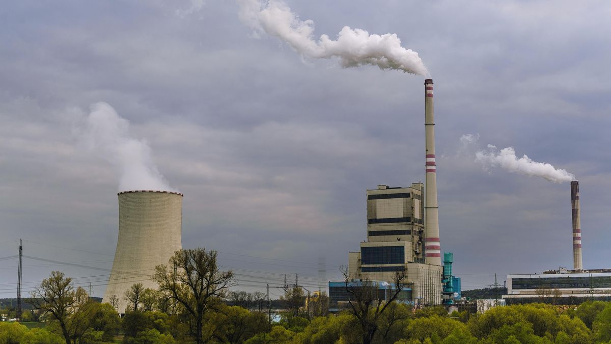 ČEZ přestaví uhelnou elektrárnu v Mělníku na plyn. Dostal dotaci 7,5 miliardy