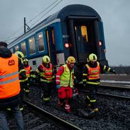 Evakuace cestujících. 