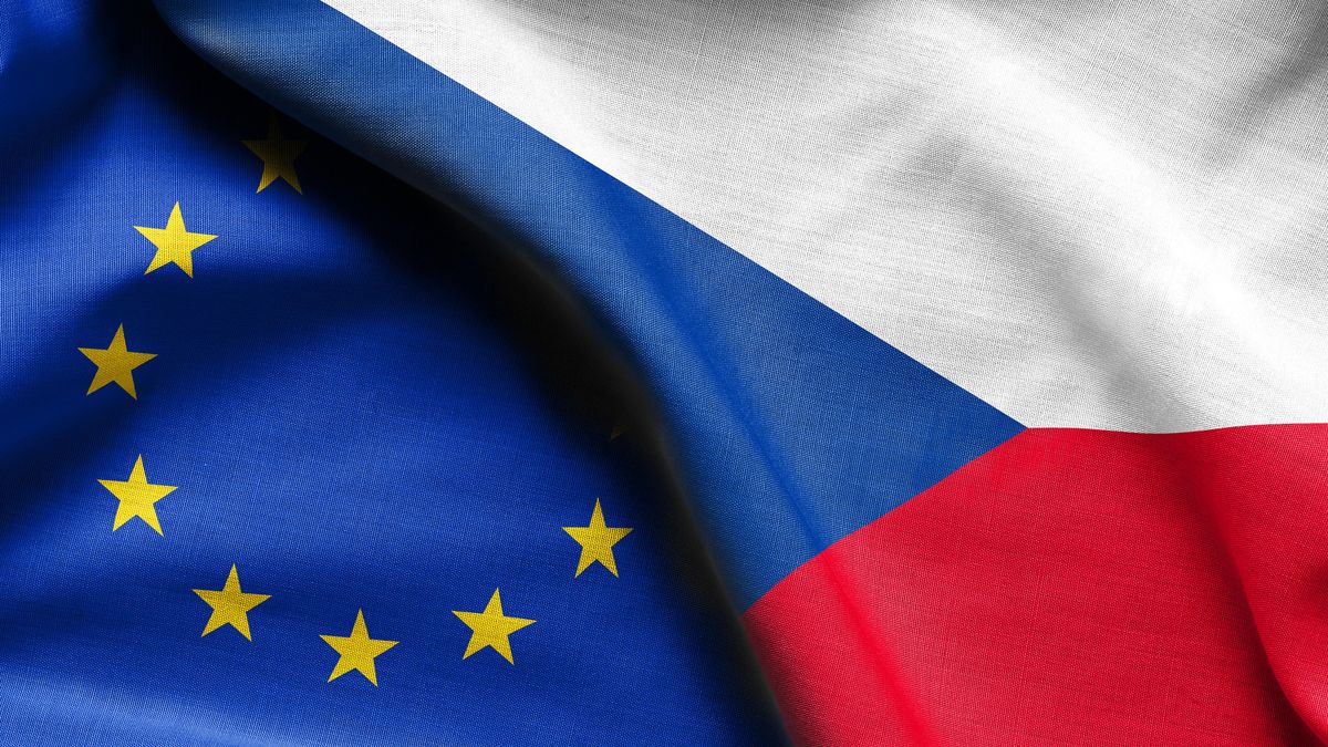 Online: Evropané si volí nový parlament. Jak hlasují Češi