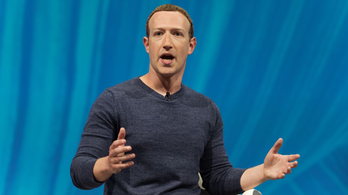Zakladatele Facebooku pomluvila jeho vlastní umělá inteligence