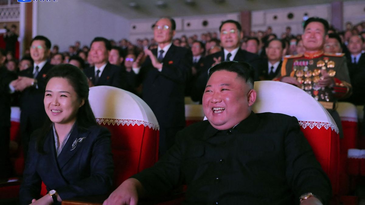 Manželka Kim Čong-una se po roce objevila na veřejnosti