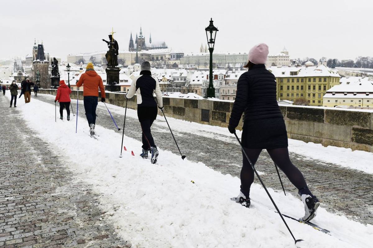 Běžkování na Karlově mostě - Jan Mihaliček, Seznam Zprávy