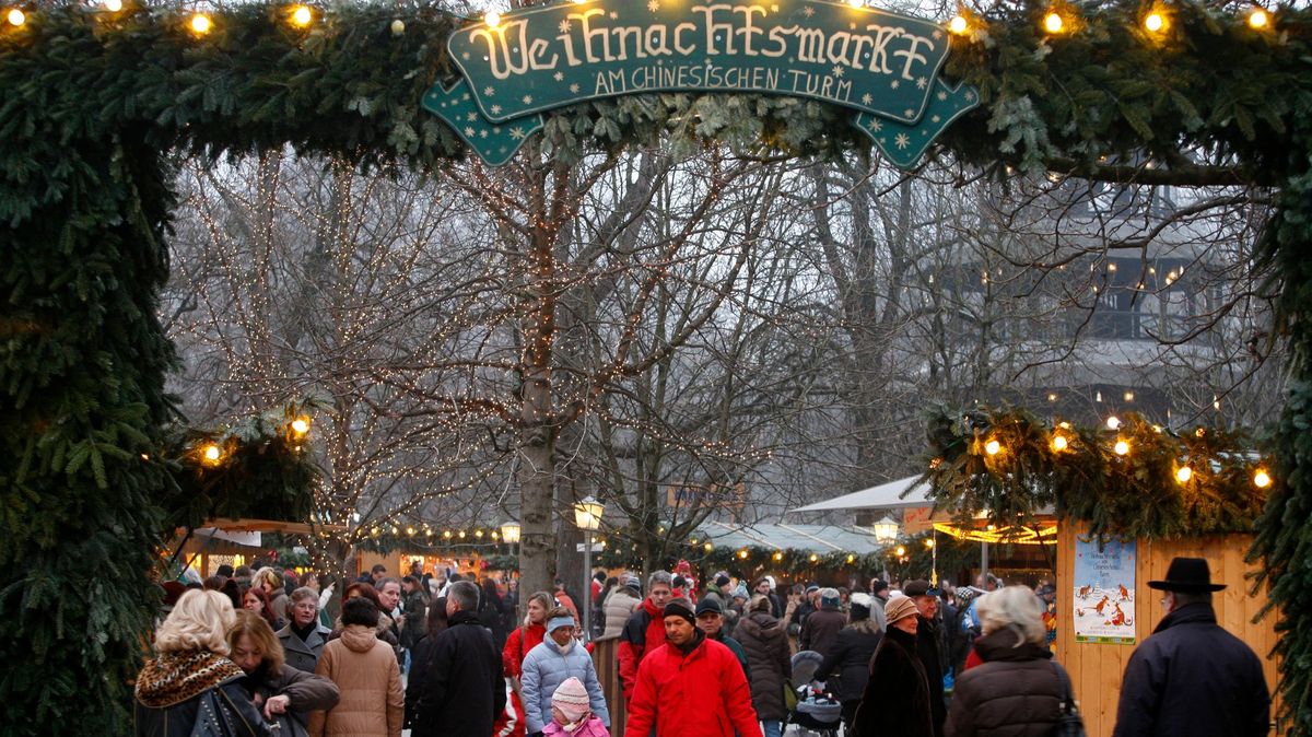 Bavorsko ruší vánoční trhy a zavádí další omezení pro neočkované