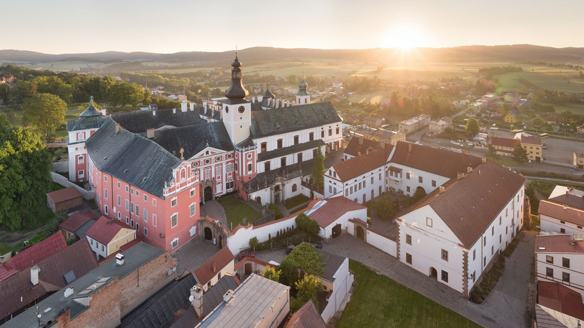 Komentář: Cesta k bohatšímu Česku vede přes bohatší obce
