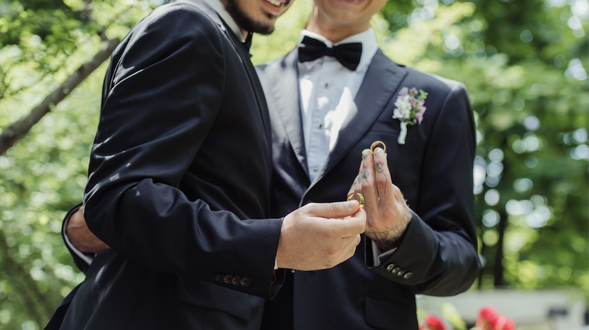 Konzervativní Řecko bude jednat o manželství pro homosexuály