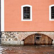 Obleva zasáhla především Šumavu, což ovlivnilo situaci s regulací lipenské přehrady, do které přitékalo velké množství vody. Povodí proto muselo zvýšit odtok z nádrže, což zvýšilo hladinu Vltavy. 