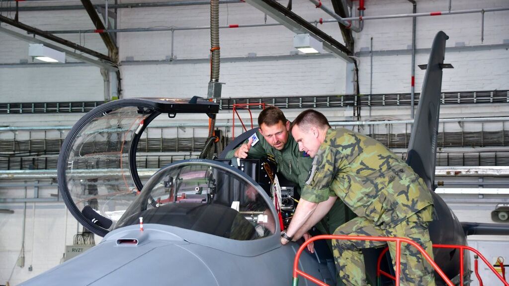 Švédsko předložilo novou nabídku na pronájem gripenů, podle obrany výhodnější