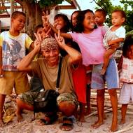 V domorodé vesnici na severu Thajska.