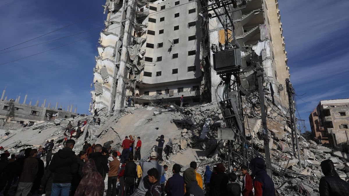 Při úderu Izraele na dům v Nusajrátu v Gaze zemřelo 20 lidí