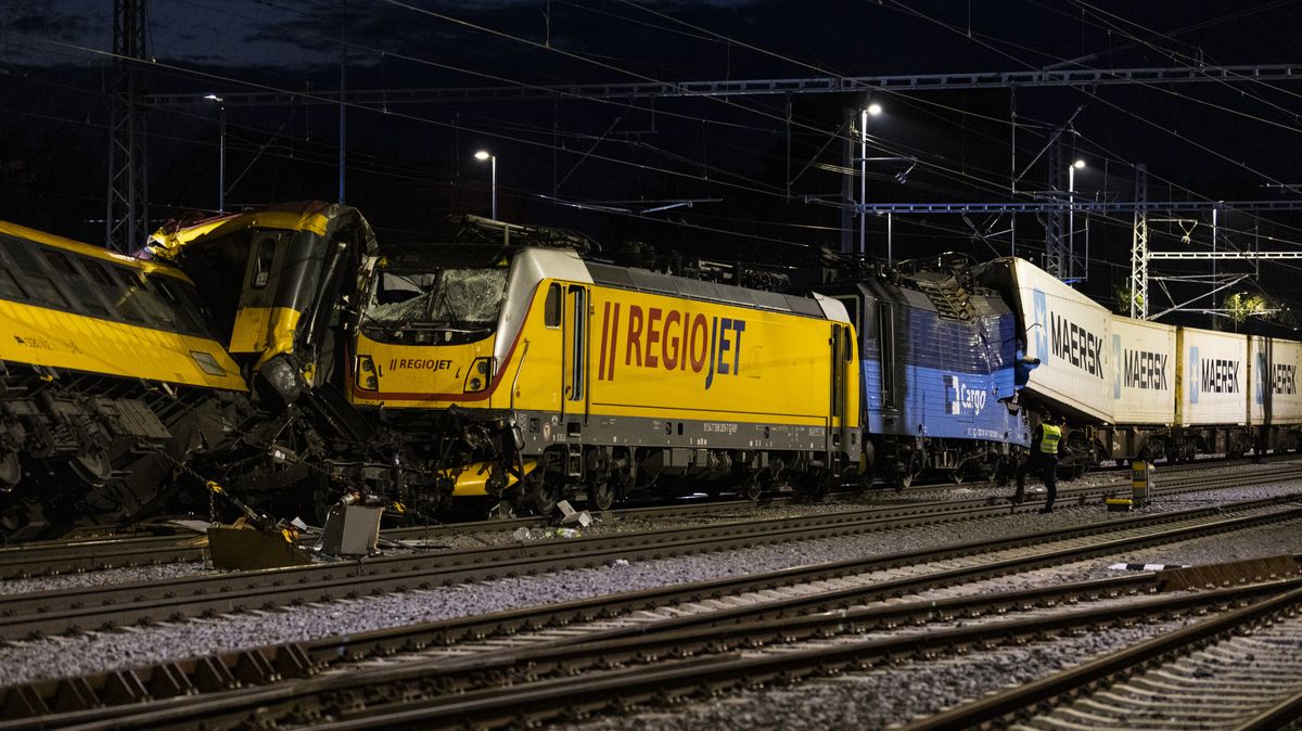 RegioJet zřídil po nehodě speciální linku. Je připravený odškodnit cestující