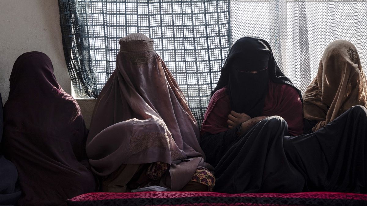 Žádná naděje. Dívky v Afghánistánu už nechodí do školy skoro tři roky