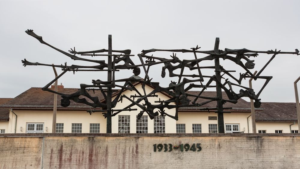 „Zneuctění památky.“ Policie řeší krádeže v památnících koncentračních táborů