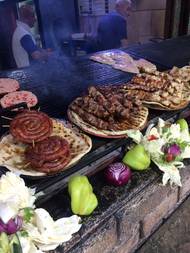 Pouliční prodej funguje bez omezení. 