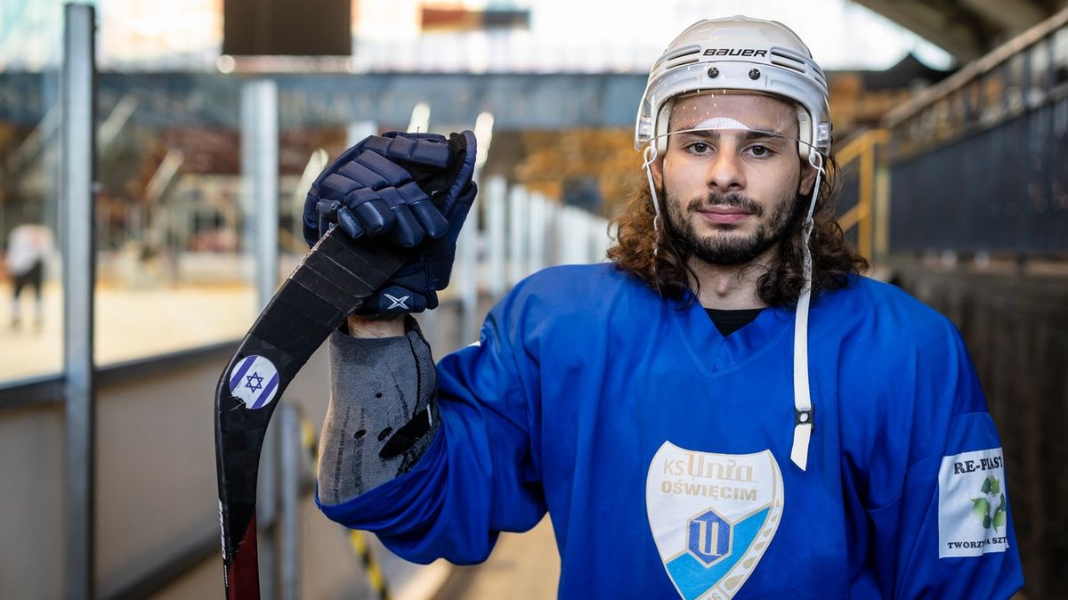 Izraelský hokejista bude hrát za tým Osvětimi. Zrádce, obviňují ho krajané