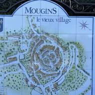 Ještě nedávno byla v Mougins na prodej vila, kde žila zpěvačka Édith Piaf.