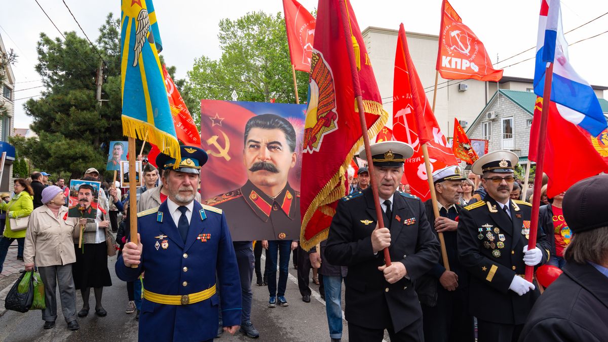 Prošetřete podíl Západu na Stalinově smrti, žádá strana Komunisté Ruska