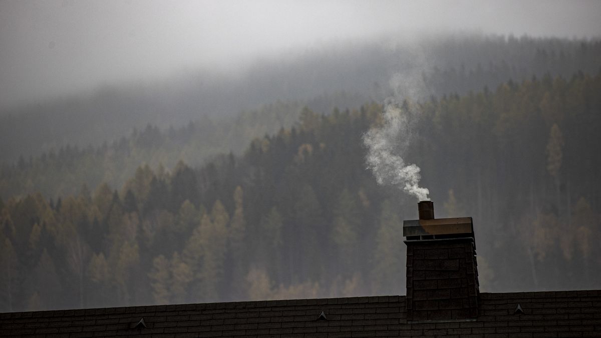 Unie jedná o zákazu krbů. Česko může hlasovat proti
