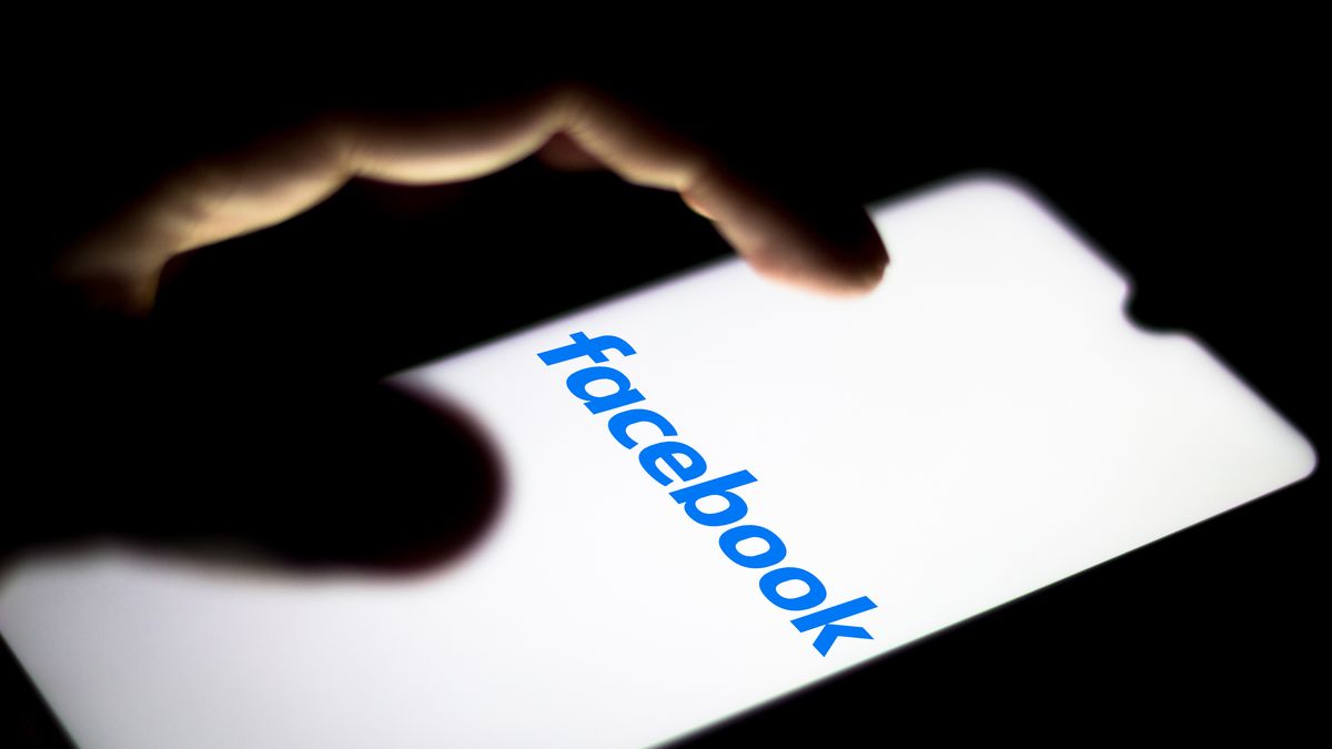 Facebook zase táhne mladé dospělé. Přilákal jich nejvíc za tři roky, tvrdí Meta