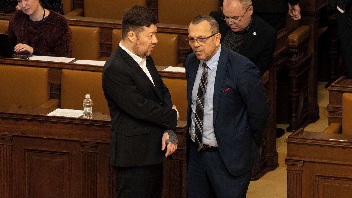 Foldyna bude chtít vysvětlení schůzky Okamury se Strnadem ve Sněmovně