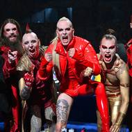 Při jejich vystoupení bylo použito asi víc pyrotechniky než při všech ostatních vystoupeních dohromady. Němečtí  Lord of the Lost a píseň Blood & Glitter.