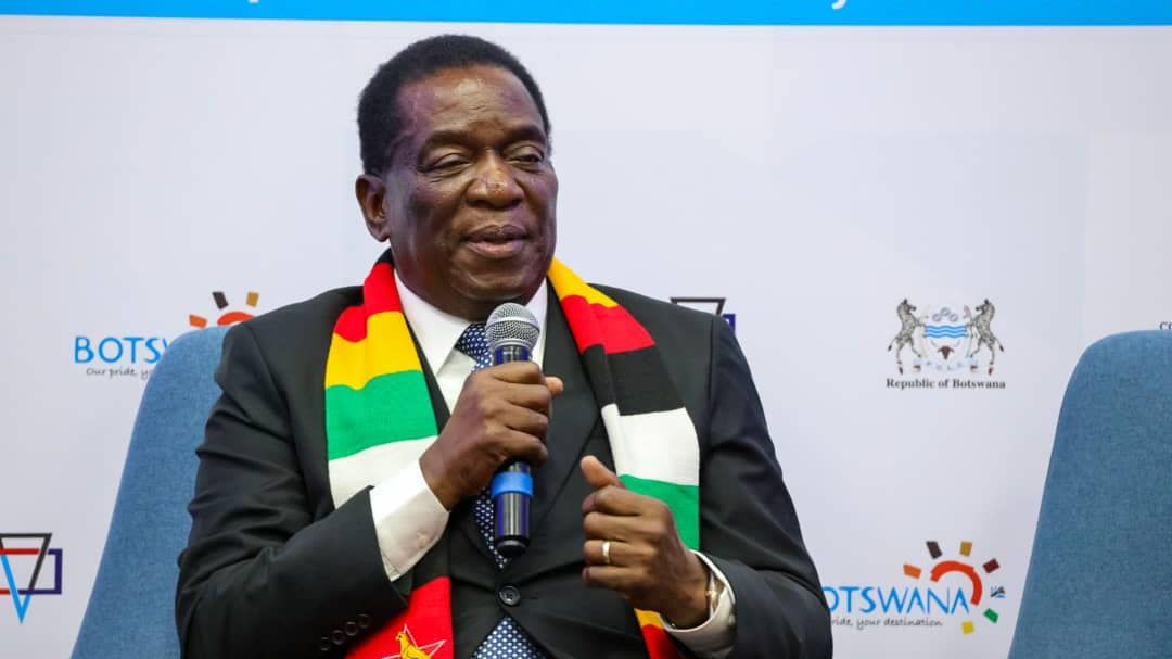 Zimbabwe dál povede Mnangagwa, opozice ale výsledek neuznala