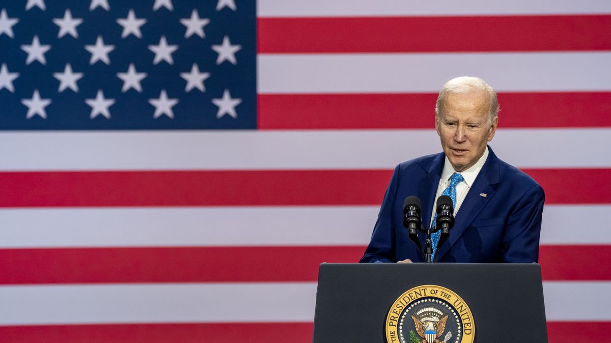 Biden podepsal zákon o krátkodobém financování vlády, platit bude do března