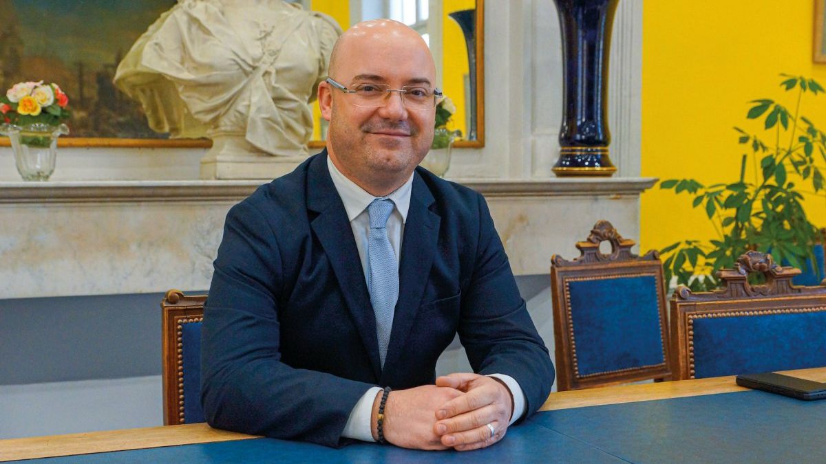 „Le Penová je levičačka,“ říká starosta z jihu Francie