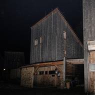 Harrachovský Nature Park a chalet, ve kterém přebývá Jan Rak.
