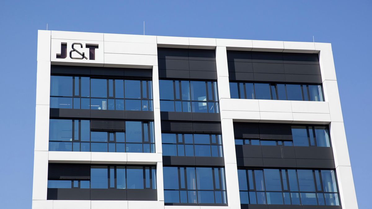 J&T Leasing podala kvůli krachu Mamutu žaloby na Unicorn, Plus4U a Kováře