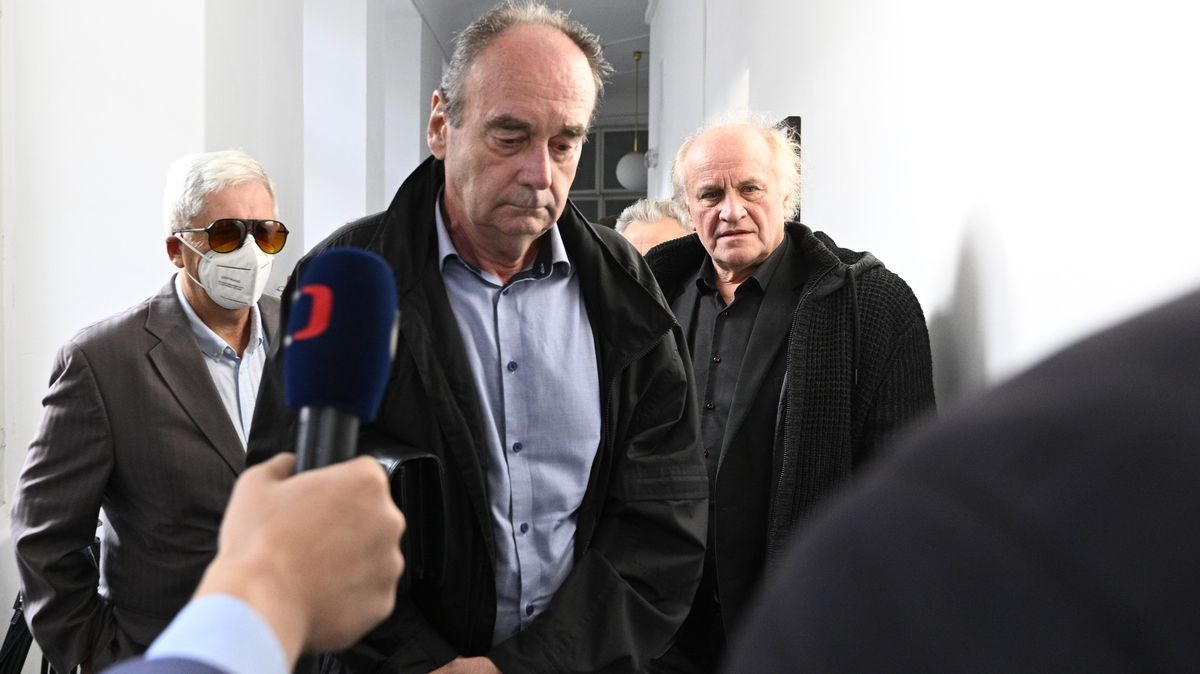 Za rozložení Pražského výběru dostali příslušníci StB podmínku