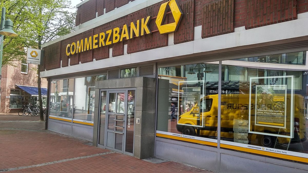 Média: Commerzbank zvažuje, že propustí 7 000 lidí
