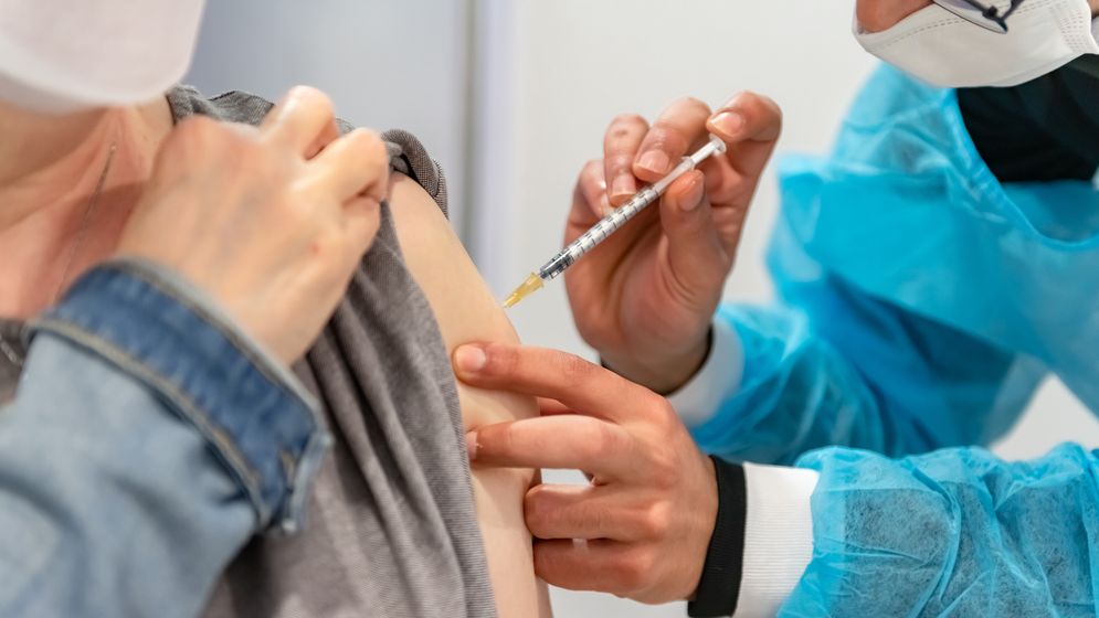 Očkování chronických pacientů zatím vládne chaos
