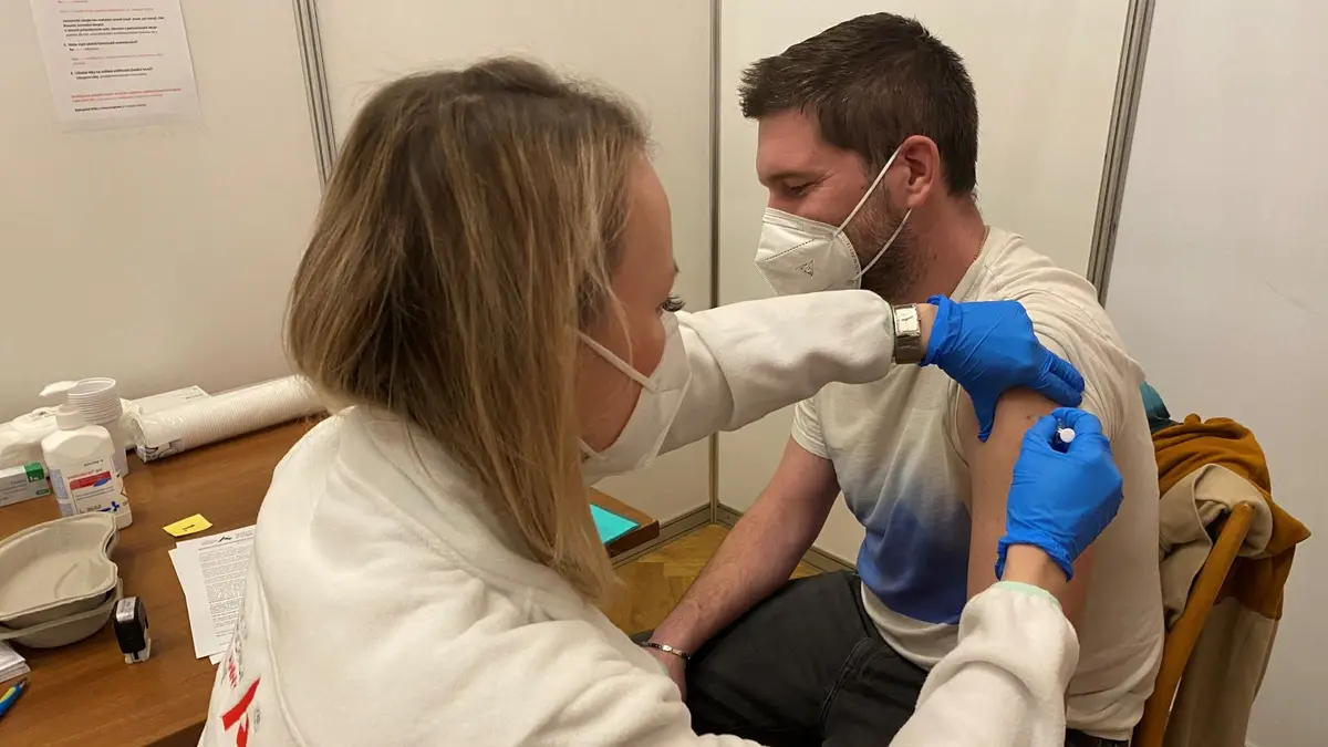 Druha Davka Vakcin Moderna A Pfizer Bude Az Po 42 Dnech Seznam Zpravy